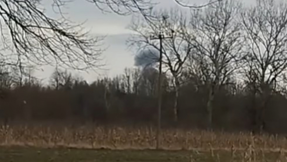 ODJEKNULA JAKA DETONACIJA KOD KRUŠEVCA! Jeziv zvuk iz fabrike pirotehničkih i eksplozivnih sredstava, kulja dim (VIDEO)