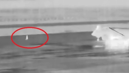 KAMERA SNIMILA JEZIVU SCENU Ovo je poslednji trenutak života momka kog je USISAO motor aviona! (VIDEO)