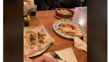 ONI IDU U RESTORANE DA SE SLIKAJU ZA DRUŠTVENE MREŽE Posle foliraju da im je bilo dobro, a mrtvi razočarani jer NA OVO DAJU 3.000 DINARA