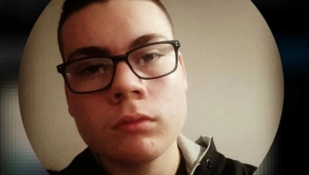 OVO JE NIKOLA (18) KOJI JE POGINUO U FABRICI TRAJAL Porodica van sebe od šoka (FOTO)