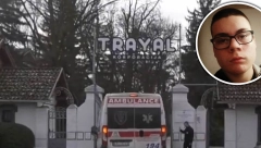 "SINOĆ SAM GA VIDELA POSLEDNJI PUT" Bolna ispovest majke Nikole (18), stradalog u fabrici - ovo je jedva izustila