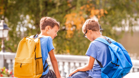 RODITELJI OBOŽAVAJU OVA ČETIRI KRATKA IMENA ZA DEČAKE! Snažna su i jednostavna, ali sa dubokim značenjem