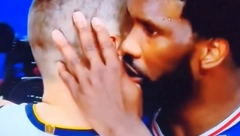 NBA OSTAO U ČUDU Embid otrkrio šta je šaputao Jokiću, ovo od njega niko nije mogao da očekuje (VIDEO)