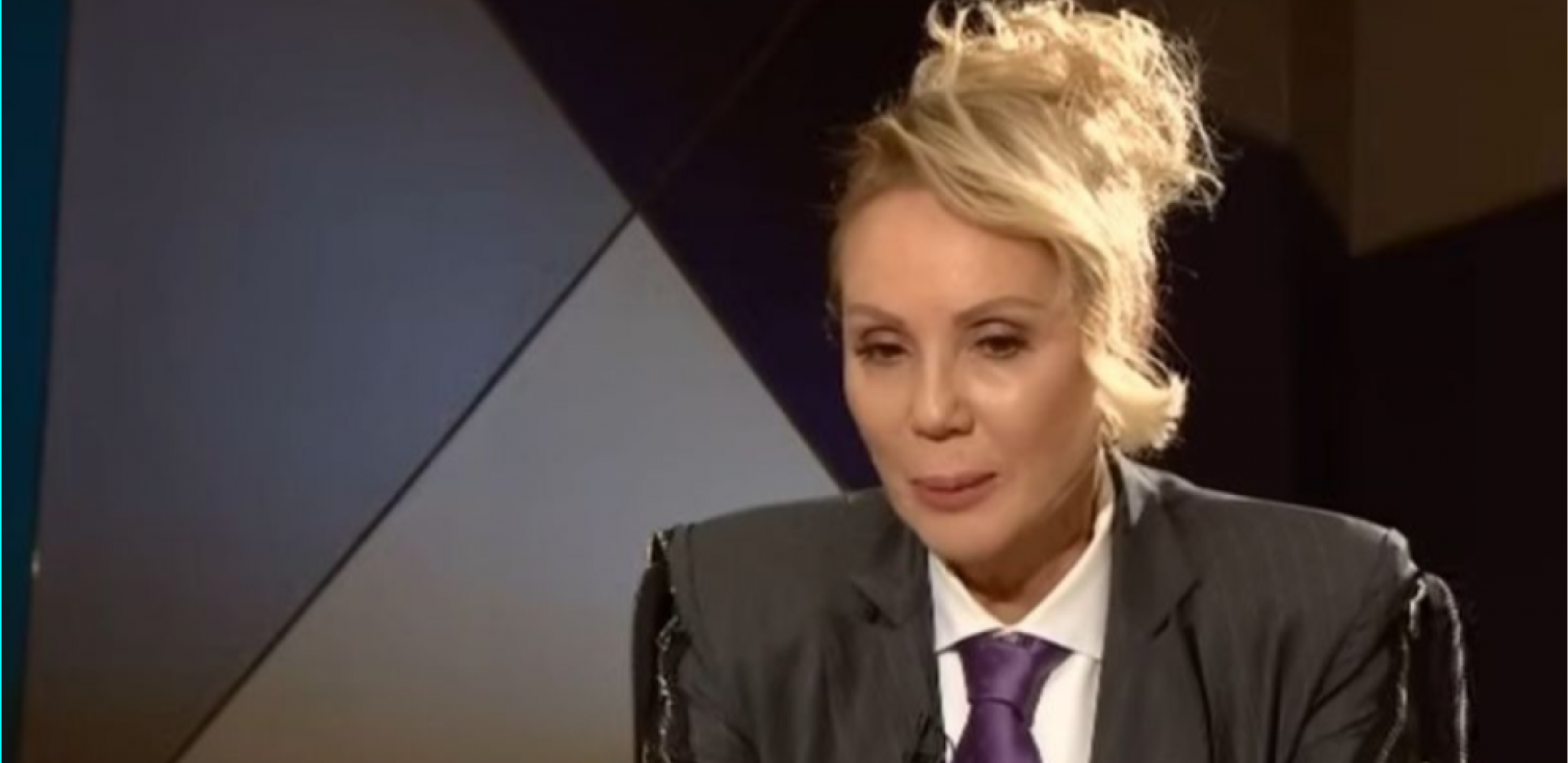 LEPA BRENA SE SLOMILA NA POMEN NJEGOVOG IMENA Pevačica u emisiji plakala kao kiša, ne može da prežali gubitak!
