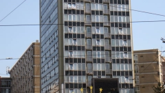 POZNATI PEVAČ GODINAMA ŽIVEO U HOTELU "SLAVIJA" Uskoro će biti srušen, a evo šta on kaže o tome!