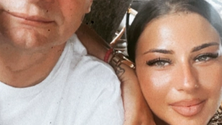 NE ZNAM DA LI ĆEMO IMATI SNAGE ZA DALJE, ŽIVOT VIŠE NIJE ISTI Potresna poruka oca nastradale pevačice, njegove reči lede krv u žilama