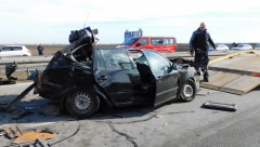 SUVOZAČ STRADAO KOD SELA KRUŠČIĆ Pun automobil mladih sleteo sa puta, povređene i dve devojke