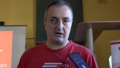 IMALI SU MUČNINU, PECKANJE JEZIKA I GRLA Načelnik Hitne kaže da je nakon trovanja pomoć iz fabrike "Magna" tražilo 102 radnika
