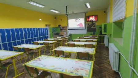 SVOJIM ĐACIMA NAPRAVIO PRAVI MALI RAJ Ovaj učitelj je sam renovirao celu učionicu i dodatno ulepšao mesto za sticanje znanja