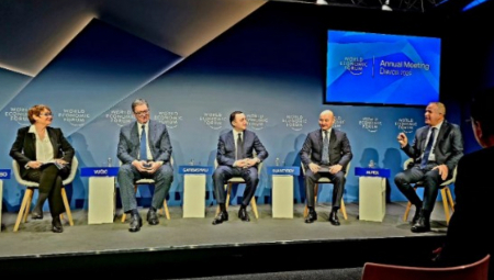 "NAJVAŽNIJE JE POVEZIVANJE" Vučić se oglasio iz Davosa