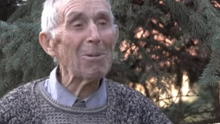 JOVAN NA NJIVI NAŠAO BLAGO! KAD JE POKAZAO STATUU RIMSKE CARICE, NAUČNICI ZANEMELI  Stavili su je u muzej i strogo zaštitili