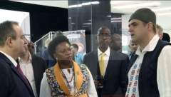 ŠEF SRPSKE DIPLOMATIJE DOČEKAN UZ PESMU "TAMO DALEKO" Dačić posetio “Uganda konekt” na aerodromu Entebe