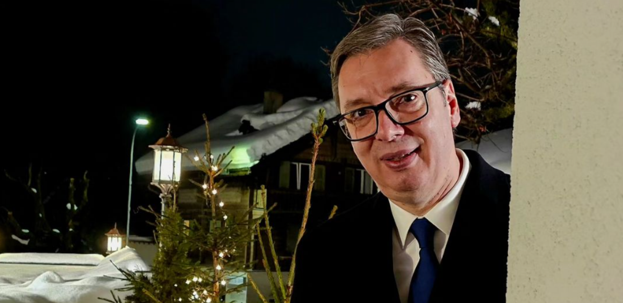 "KUĆI SE VRAĆAMO SA MNOGO DOBRIH VESTI" Predsednik Vučić završio važan i uspešan boravak u Davosu (FOTO)