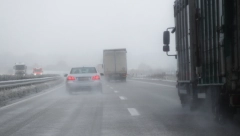 NEVIDLJIVI UBICA Šta je crni led i koliko je opasan na putu? (VIDEO)