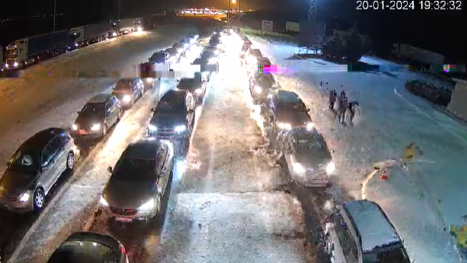 NAORUŽAJTE SE STRPLJENJEM Na ovom graničnom prelazu kamioni čekaju i do 8 sati