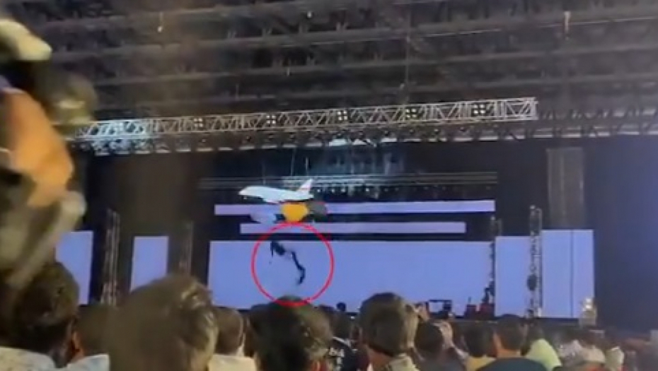 SMRT MILIONERA SNIMLJENA KAMEROM Poginuo u jezivoj nesreći pred punom halom ljudi (UZNEMIRUJUĆI VIDEO)