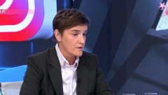 "OČITO JE STIGLA NAREDBA - IZ SVIH ORUŽJA PO VUČIĆEVOJ PORODICI" Brnabić: "Taktika im je jasna i providna"