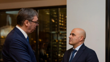 VEČERA PRED VAŽAN SUTRAŠNJI SASTANAK Predsednik Vučić oglasio se iz Severne Makedonije (FOTO)