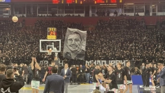 MUK U ARENI Emotivne scene, svi u crnom