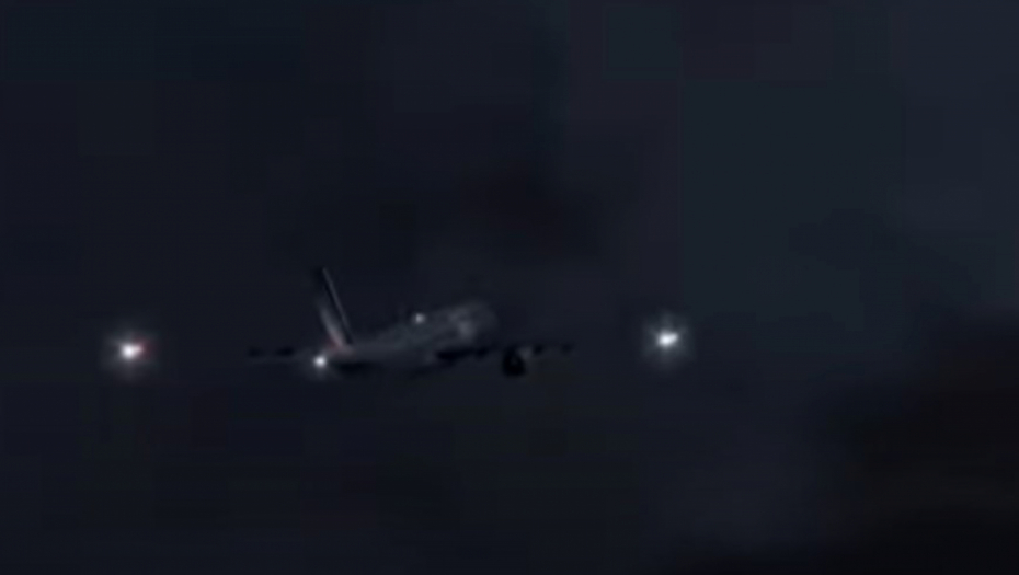 JEZIVI KRICI PILOTA PRED PAD AVIONA Stotinu ljudi je bilo mrtvo, ovo je uvek bila MISTERIJA