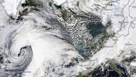 NOVA ORKANSKA OLUJA JURCA KA OVIM DELOVIMA EVROPE Pre 2 dana je napravila HAOS