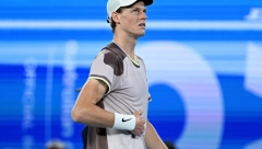 SVE SAM VIDEO... Siner otkrio tri stvari koje su se dešavale Novaku tokom meča, zato ga je pobedio