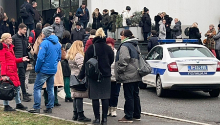 DOJAVA O BOMBI U PRVOM OSNOVNOM SUDU Zgrada evakuisana, policija na terenu (FOTO/VIDEO)