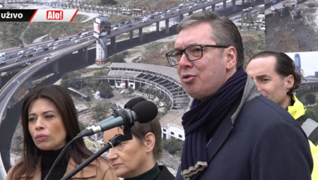 "JOŠ DVA KAMOVA DA KUPIMO I BIĆEMO VELESILA ŠTO SE TIČE GAŠENJA POŽARA" Predsednik Aleksandar Vučić o vatrenoj stihiji na Novom Beogradu!