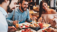 NIJE ZBOG UKUSA, A NI ZBOG DEKORACIJE Zašto u restoranu na svako jelo odozgo stave peršun?