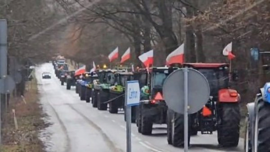 POLJOPRIVREDNICI BLOKIRALI CELU ZEMLJU Protesti širom Poljske (VIDEO)