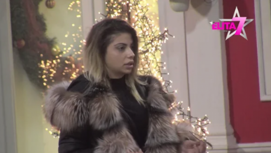 GADIŠ MI SE, MAJKU TI VODIM U HITNU! Otac Anđele Šparavalo uputio brutalne pretnje ćerki: Nikad da te ne vidim u životu!