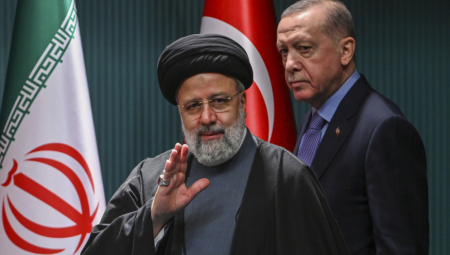 SVET SE TRESE, UDRUŽILI SE TURSKA I IRAN Erdogan saopštio konačnu odluku nakon sastanka sa Raisijem