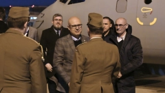 MINISTAR VUČEVIĆ DOPUTOVAO U BUDIMPEŠTU Slede važni razgovori iz oblasti odbrane (FOTO)