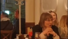 HIT VIDEO! MIŠA VACIĆ I NATAŠA KANDIĆ SE SRELI U KAFANI On joj je prišao, a onda...