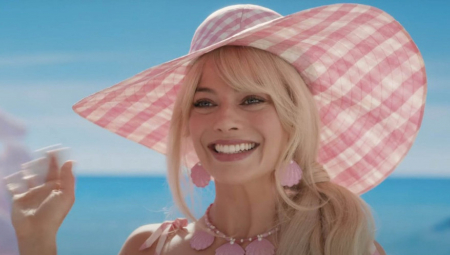 ČITAJ, BARBI! Nova knjiga inspirisana Margo Robi u ulozi slavne lutke stiže uskoro, naslovna strana je san snova!