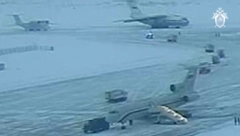 PUTIN PORUČIO DA ĆE ISTINA IZAĆI NA VIDELO Ruski istražni komitet objavio snimak ulaska ukrajinskih zarobljenika u IL-76 (FOTO/VIDEO)