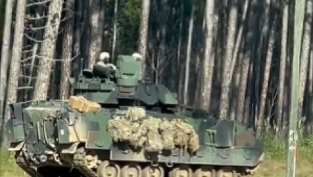 TEKSAS IZVEO TENKOVE NA GRANICU Guverner Abot: Spremni smo za sukob (FOTO/VIDEO)