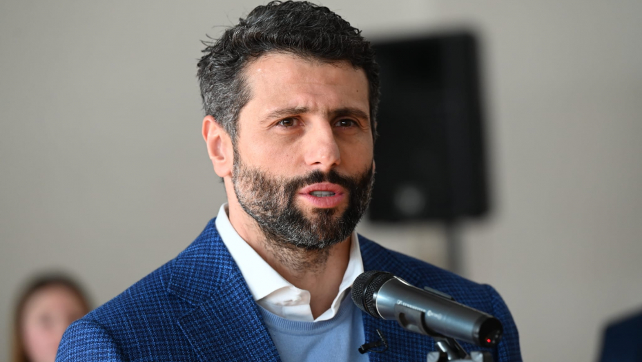 Šapić čestitao školsku slavu Sveti Sava svim đacima i prosvetnim radnicima