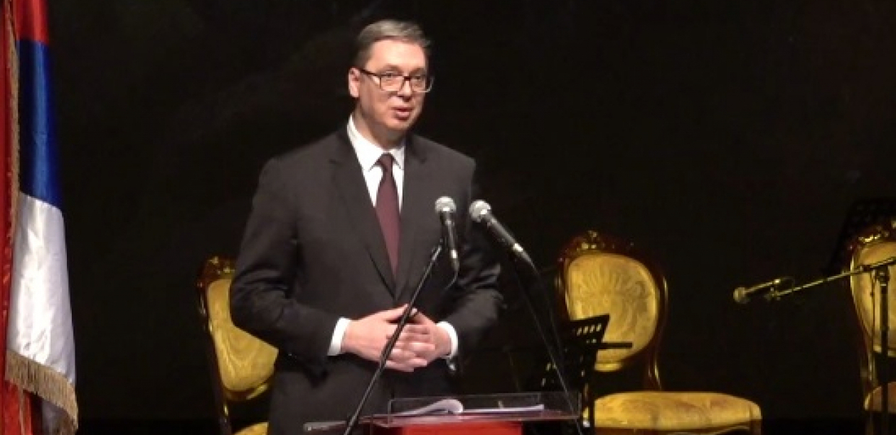 JASNA PORUKA VUČIĆA IZ SKOPLJA Srbija neće dozvoliti bilo kome drugom da njenu slobodu, njeno nebo i zemlju čuva (VIDEO)