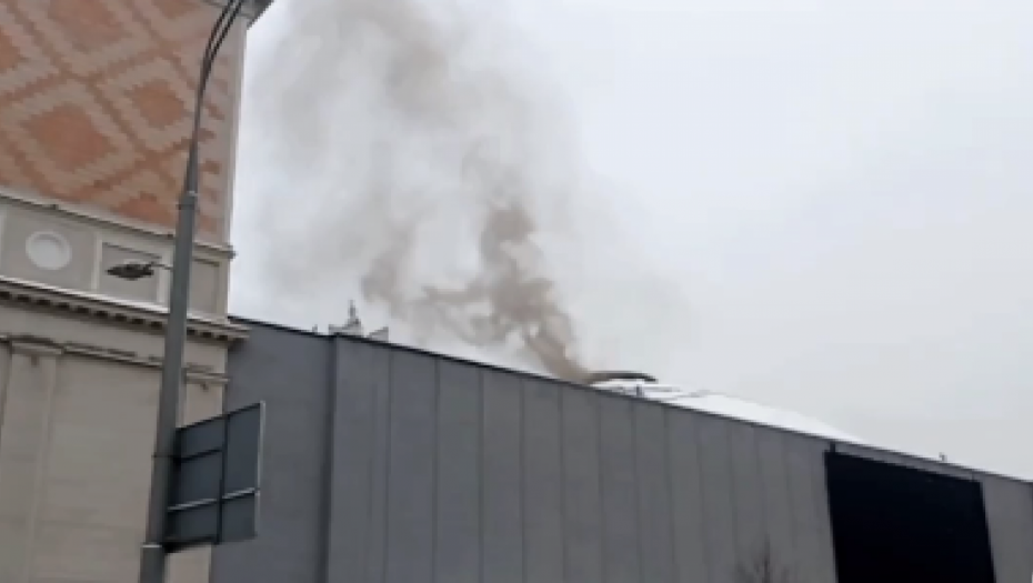 DRAMA U MOSKVI Gori poznato pozorište (VIDEO)