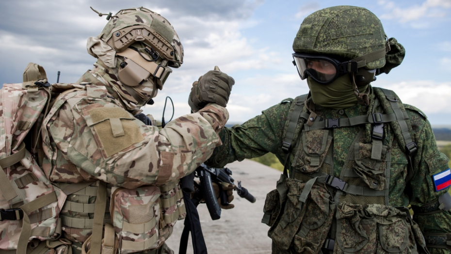 "PUTIN JE NAJVEĆI POLITIČAR NA SVETU" Londonski "Miror" pronašao domaće "izdajnike" koji se bore na strani Rusije