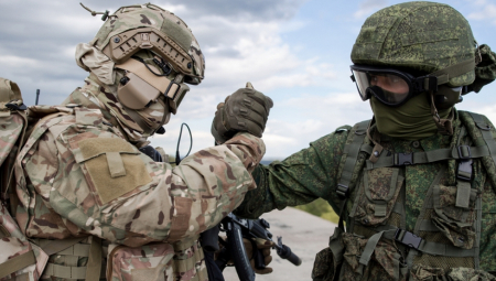 "PUTIN JE NAJVEĆI POLITIČAR NA SVETU" Londonski "Miror" pronašao domaće "izdajnike" koji se bore na strani Rusije