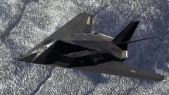 KAKO SU SRBI UNAPREDILI SVINJAC "Nevidljivi" F-117A završio u blatu Buđanovaca, a ovako su se meštani osvetili NATO agresoru