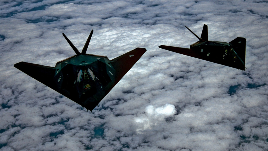 OD KRILA F-117A OGRADILI SVINJAC! Kako su Srbi proslavili istorijsko obaranje "nevidljivog" u Buđanovcima i slatko se osvetili NATO agresoru