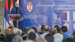 SRBIJA SVOJIM BORCIMA Ministar Vučević na uručenju spomenica borcima u Banji Junaković u Apatinu