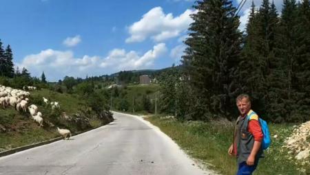 NIJEDNA NEĆE ZA ČOBANINA, SVAKA BI GOSPODINA SA KOLIMA Buda otkrio da su ga zbog načina života ostavile 3 žene (VIDEO)