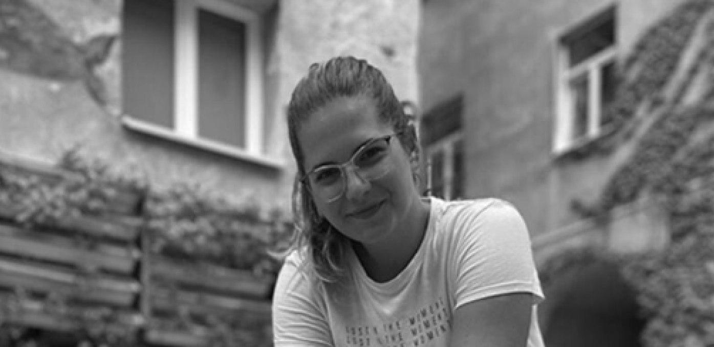 OVO JE DEVOJKA(23) KOJA JE POGINULA U HRVATSKOJ Kamion je udario na trotoaru i vukao 20 metara
