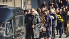 OVO JE SIN ZORICE MARKOVIĆ Dobila ga je u braku sa prvim mužem, Ilija nije mogao da sakrije bol i suze na očevoj sahrani!