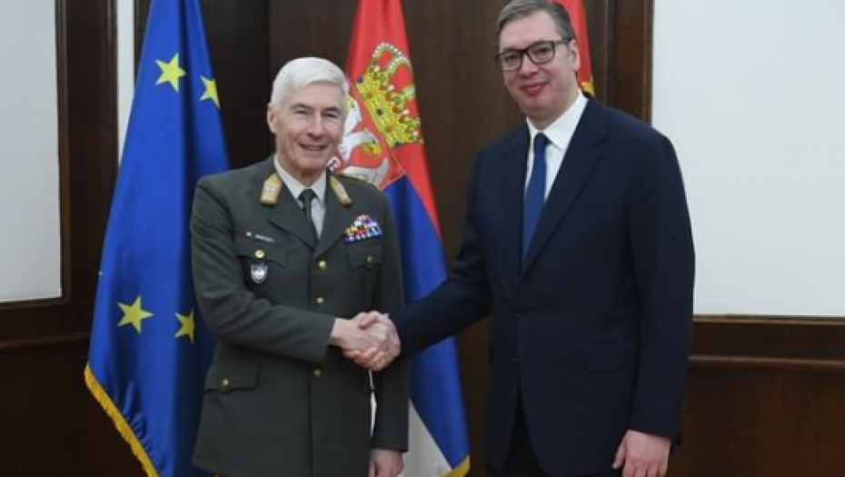 "RAZGOVARALI SMO O SITUACIJI NA KOSMETU" Predsednik Vučić primio prvog čoveka Vojnog komiteta EU