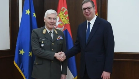 "RAZGOVARALI SMO O SITUACIJI NA KOSMETU" Predsednik Vučić primio prvog čoveka Vojnog komiteta EU